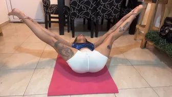 RELAXING DEEP STRETCH YOGA FLOW ♥️♥️♥️♥️️ #flexibility #1