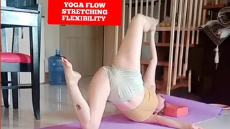 YOGA FLOW STRETCHING FLEXIBILITY #yogaathome #flexibility #flexflow