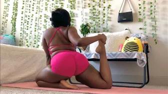 HOME FULL BODY YOGA STRETCH #1