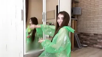 CLEANING VERDANT: Milana's Emerald Hypnosis on Glass #3