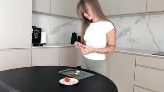 Morning Petals: Transparent Layers as Alison’s Cooking Blooms with ASMR #4