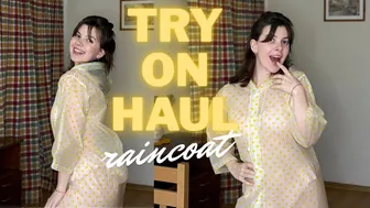 [4K] Yellow Polka Dot Raincoat Try-On | Playful & Cute Look