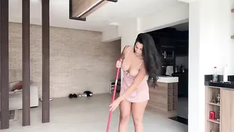 WINDING DOWN AND RELAXING IN A CUTE LIGHT PINK NIGHTGOWN | HOUSEWORK ROUTINE #2