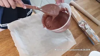 How to make chocoswissroll by kaye torres #3