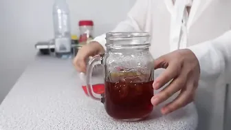 How to make Ice tea with lemon and peach by Kaye Torres music by Lukrembro #2