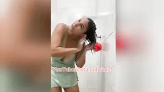 Brazilian Girl Malu's New Bathing Video #5