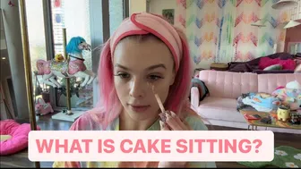 Someone Paid Me To Sit On a Cake ( + how I started cakesitting )