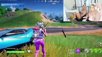 STRIP FORNITE WITH MY BESTFRIEND PART 2 *NO BLUR* ♥️♥️ 1 kill = 1 strip! #3