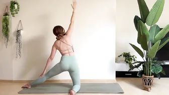 10 min Morning Yoga to WAKE Up (DAY 19) #4