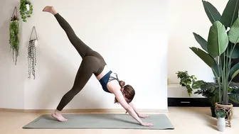 15 min Morning Yoga for a Positve MOOD (DAY 12) #4