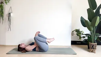 8 min Full BODY Morning Yoga Stretch (DAY 21) #4